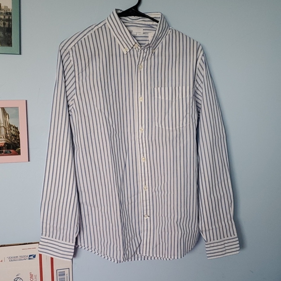 Gap men's striped button up